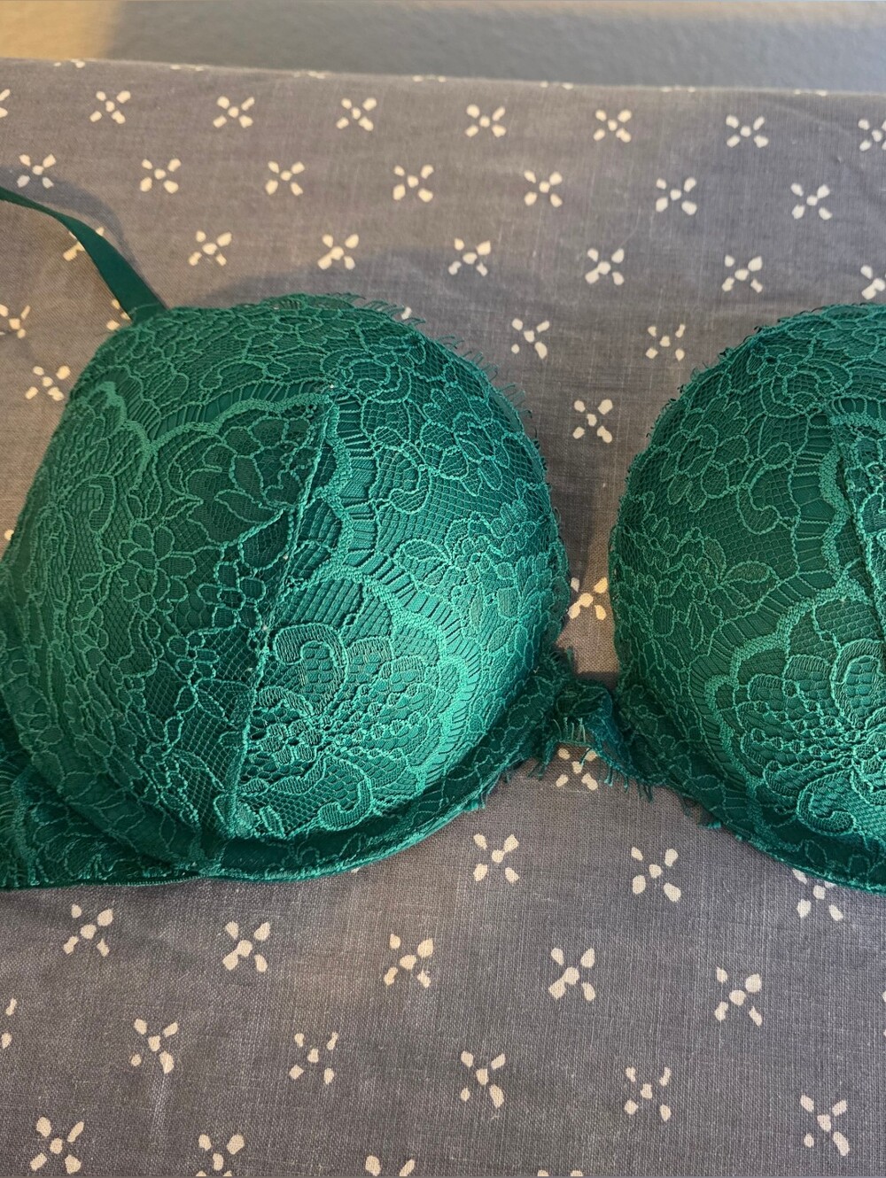Emerald Green Lace Push-Up Bra